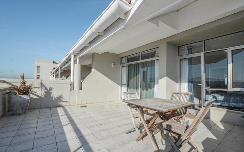 2 Bedroom Property for Sale in Dolphin Beach Western Cape